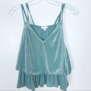 Sz M Xhilaration velvet tank top in sage